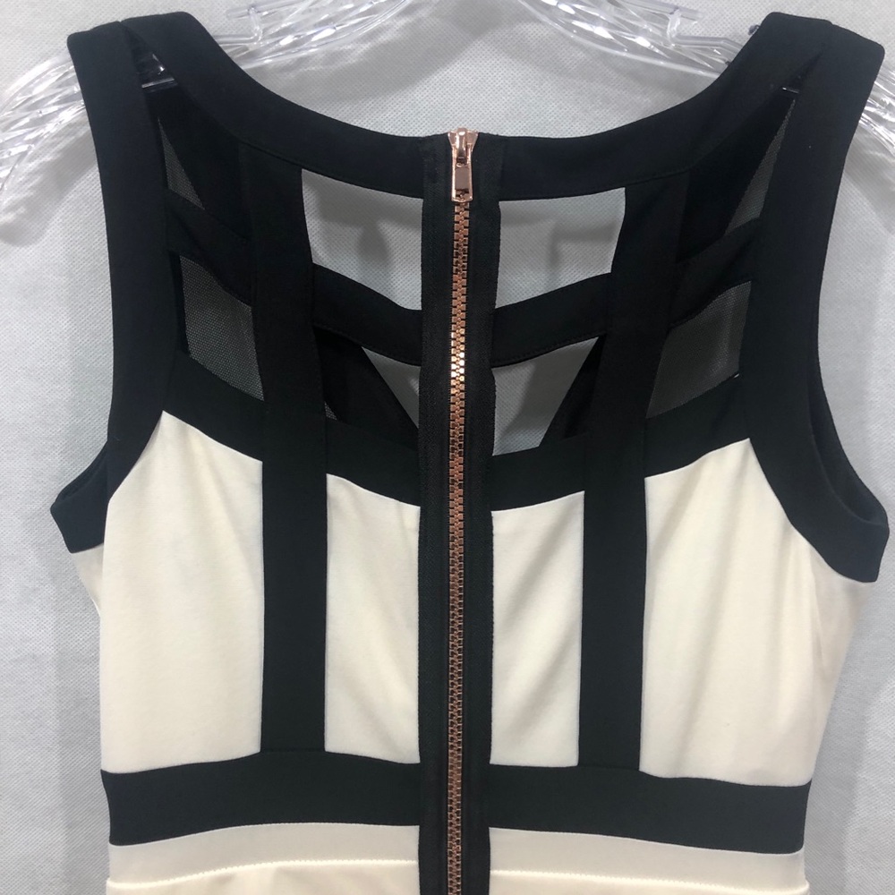 JAX Sleeveless Dress, V-Neck Sheath Dress Size 2 - Picture 7 of 8